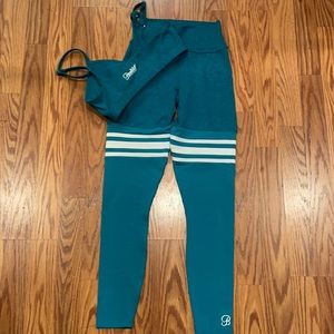 Bombshell Sportswear set 💚